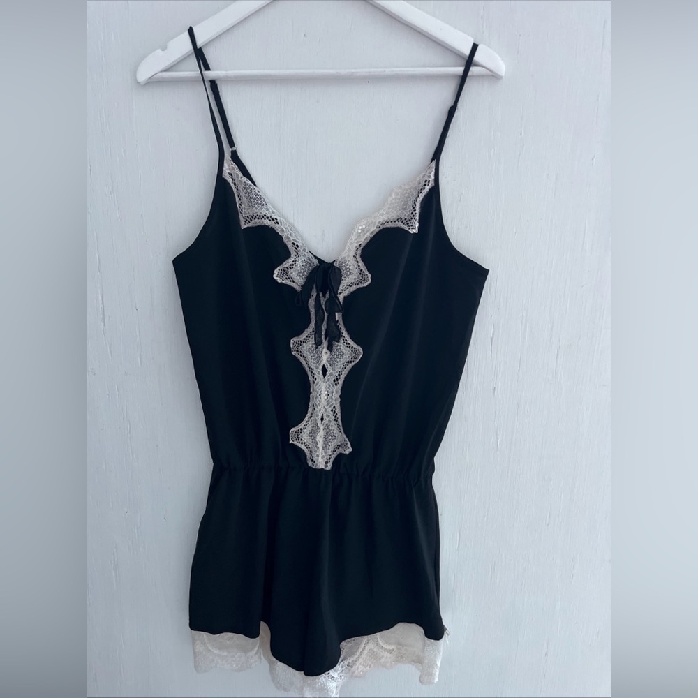 OSCAR DE LA RENTA Black 1-Piece Teddy Romper Lingerie Lace Trim Size L